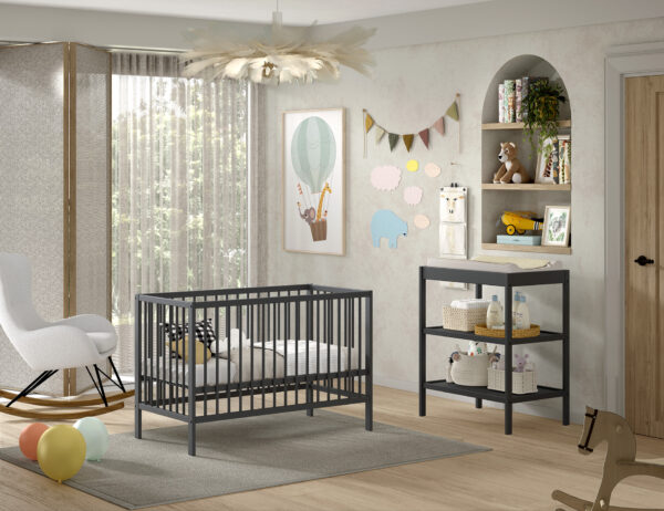 DINO babybed en verzorgingstafel foto 1