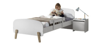 Deze KIDDY combinatie in wit bestaat uit een bed (90x200) met nachtkastje en uitvalbeveiliging.