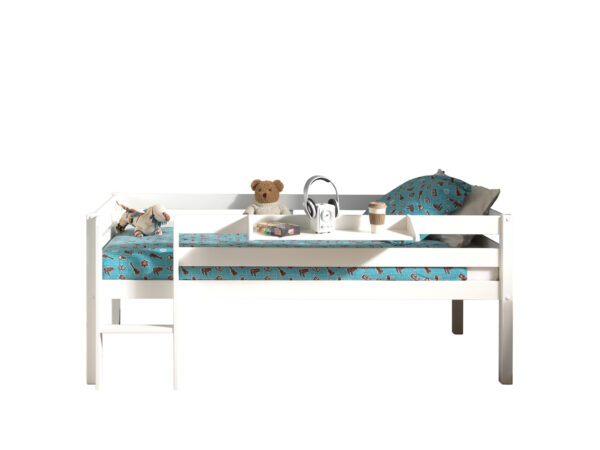 Deze PINO-combinatie bestaat uit een witte PINO halfhoogslaper met ladder en een PINO hangtablet foto 1
