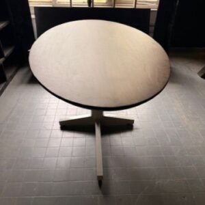 OUTLET!  Eetkamertafel 160, ovaal, poot Beige, Mango Brown Walnut